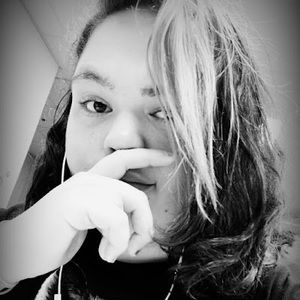 Meet your Posher, Leina